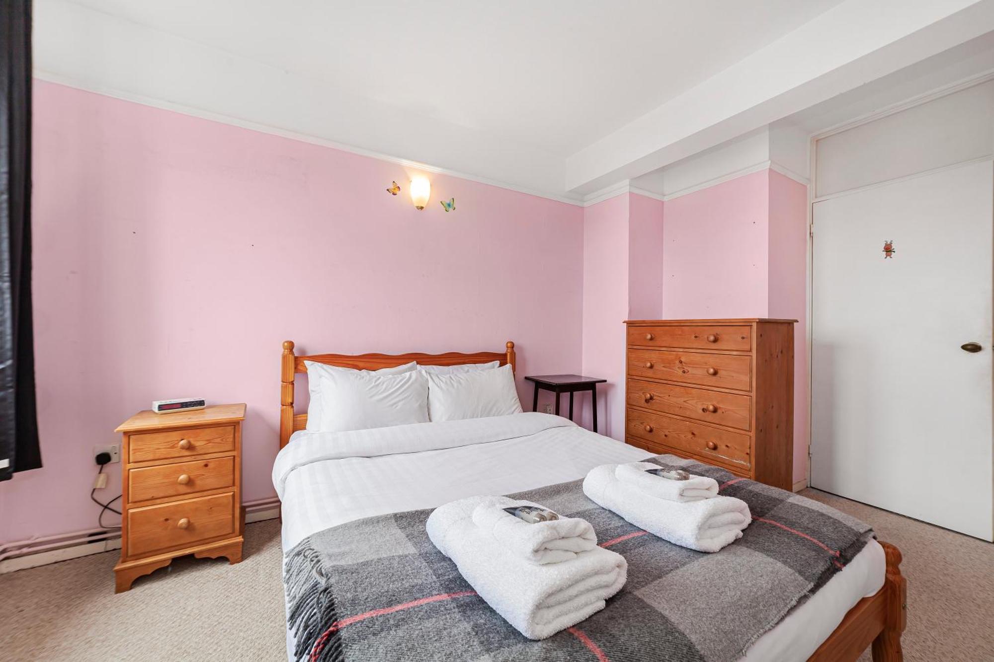 Elegant 1Br Flat With Balcony & City View, Walworth ロンドン エクステリア 写真